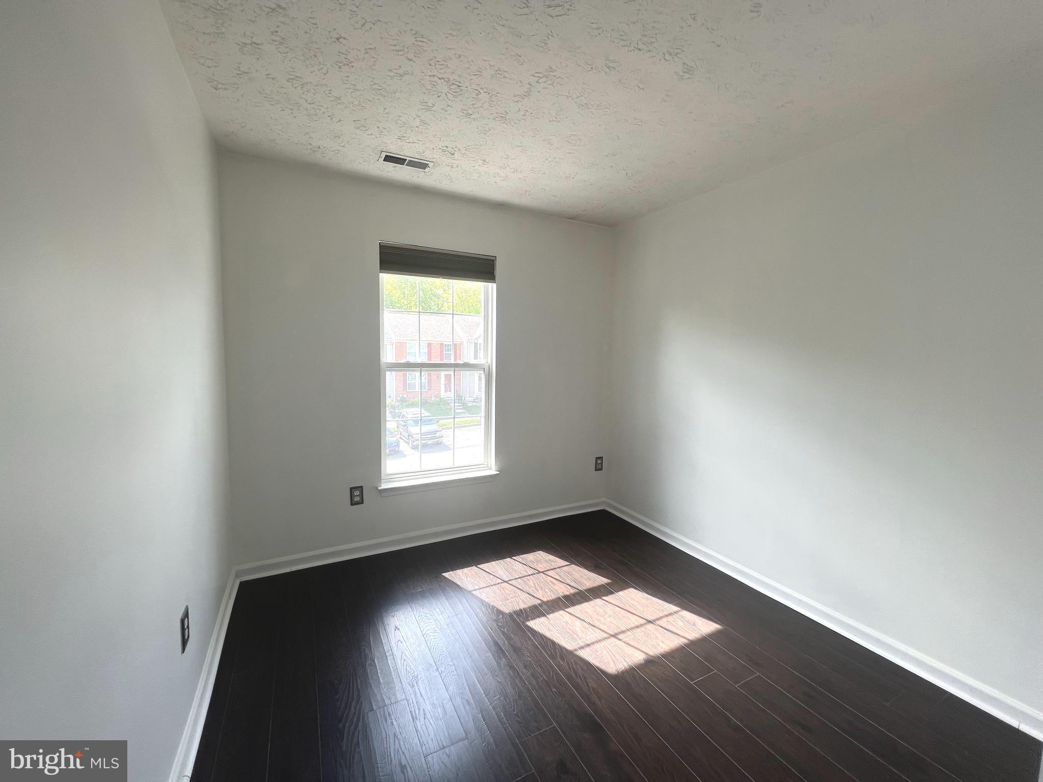 TURNBROOK - Residential