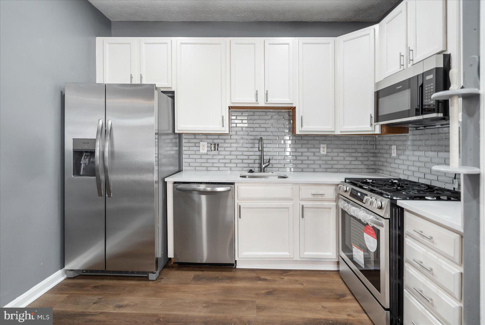 ASBURY WOODS - Residential Lease