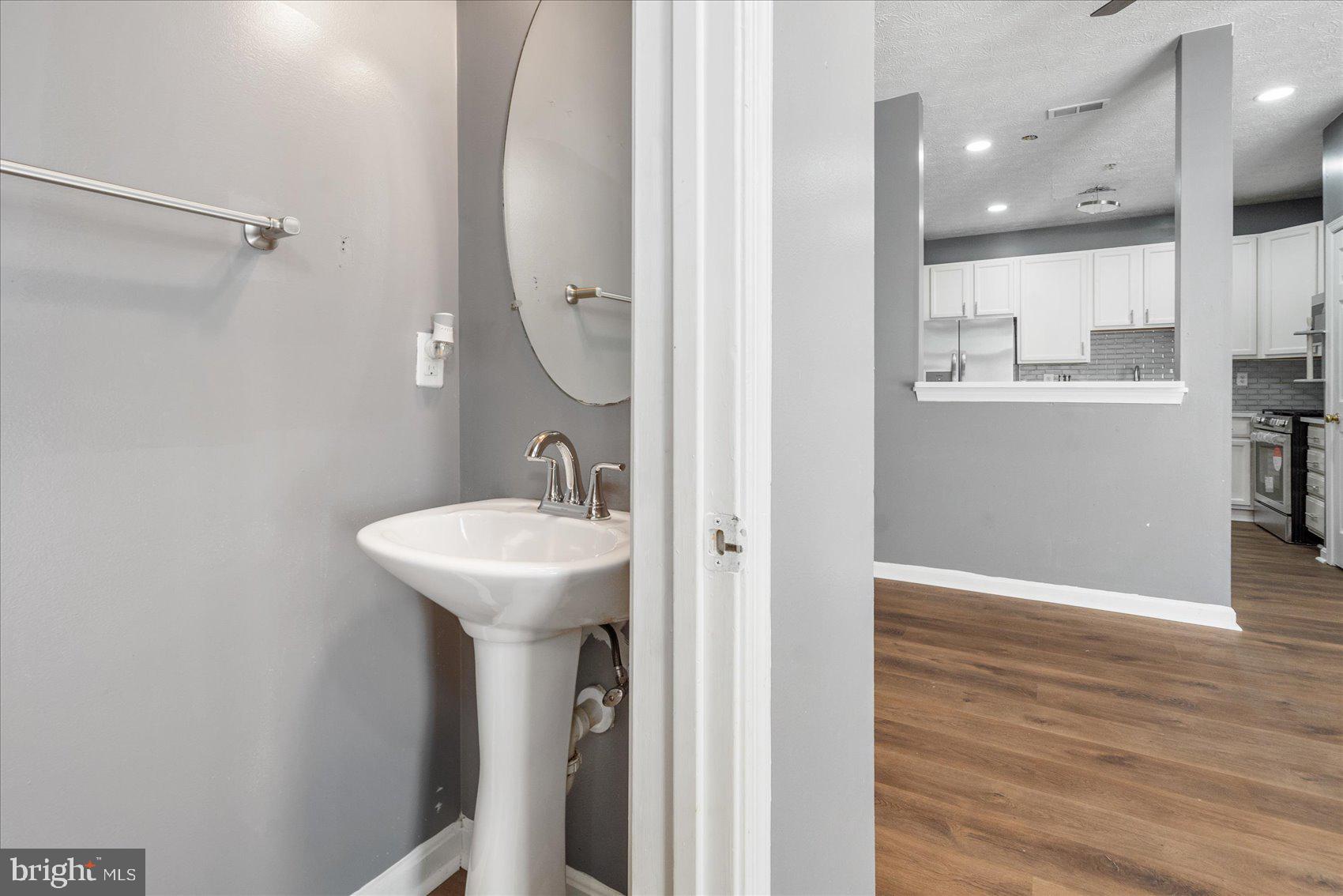 ASBURY WOODS - Residential Lease