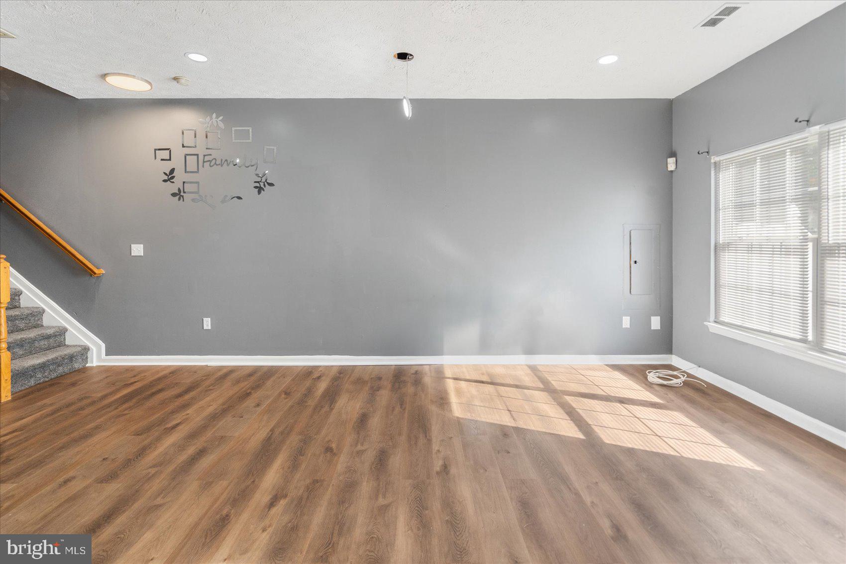 ASBURY WOODS - Residential Lease