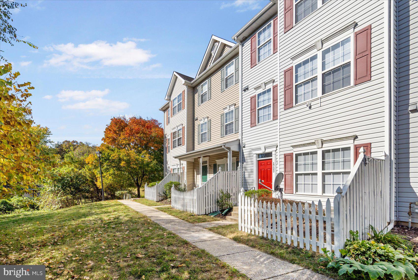 ASBURY WOODS - Residential Lease