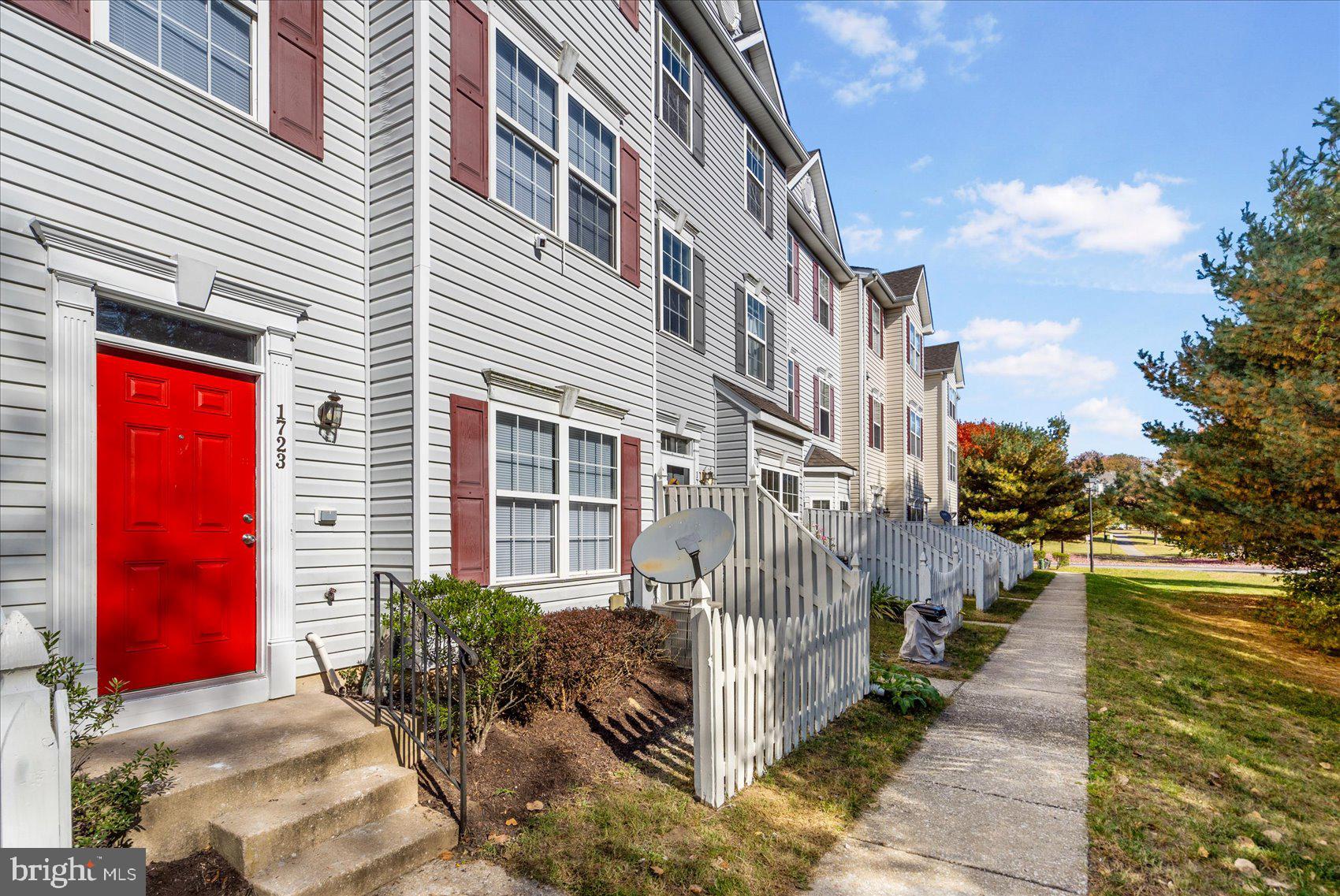 ASBURY WOODS - Residential Lease