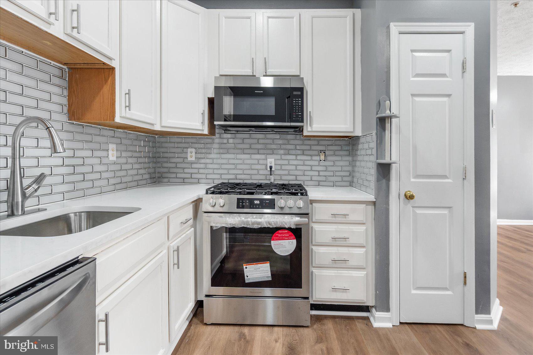 ASBURY WOODS - Residential Lease