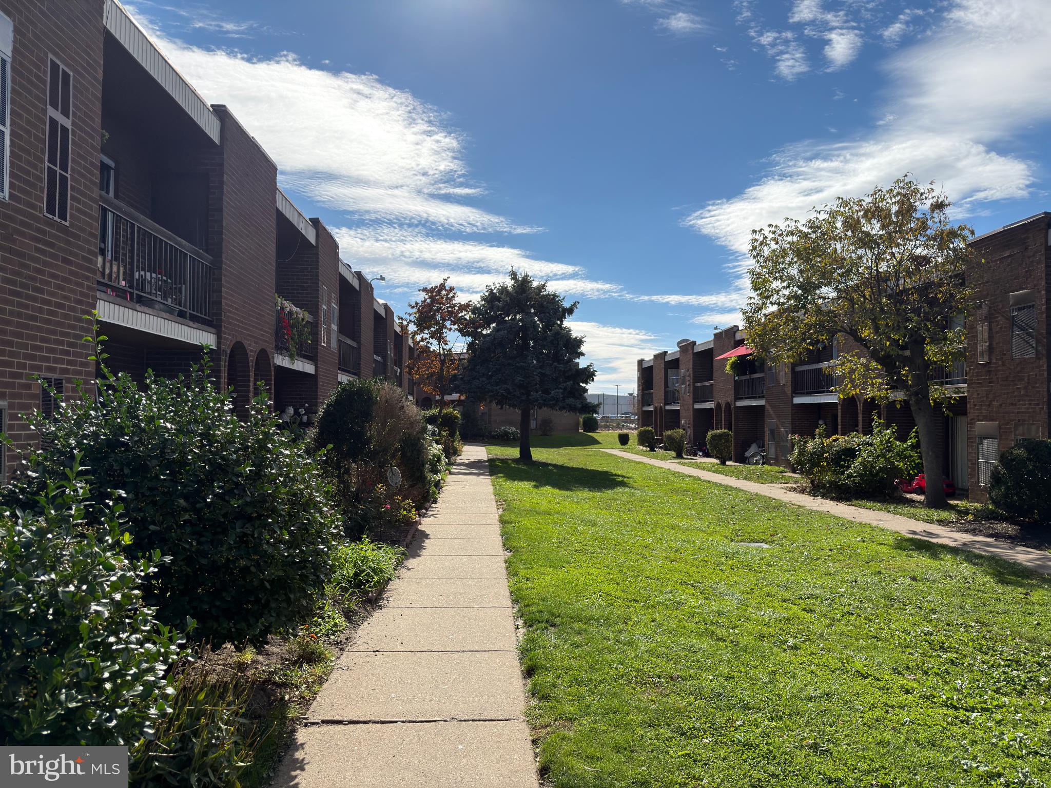 BUSTLETON - Residential Lease