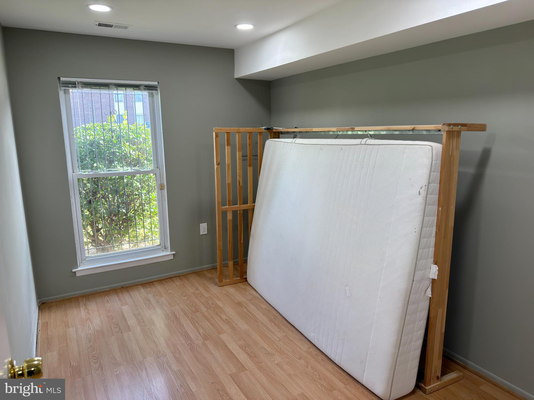 BUSTLETON - Residential Lease