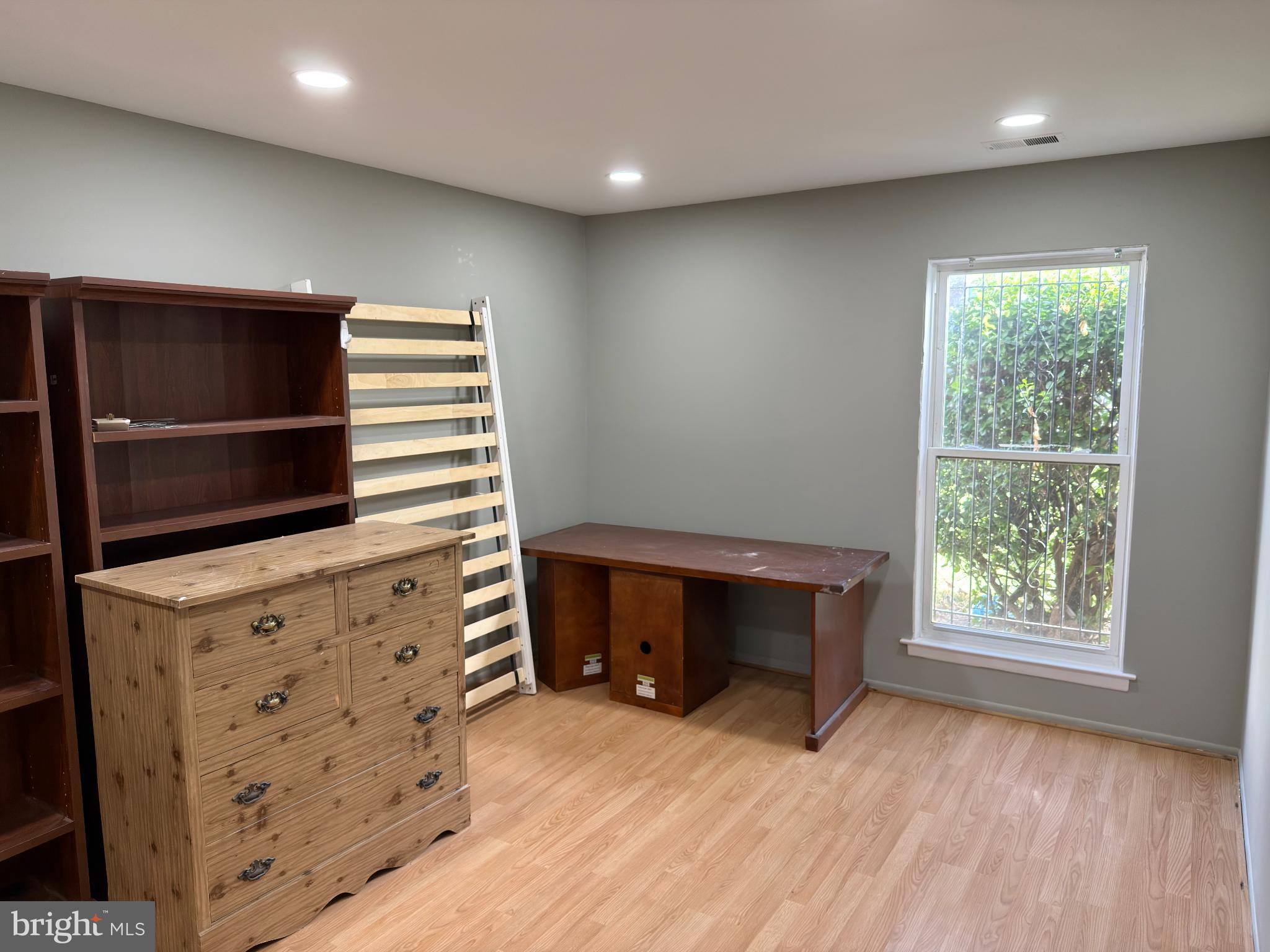 BUSTLETON - Residential Lease