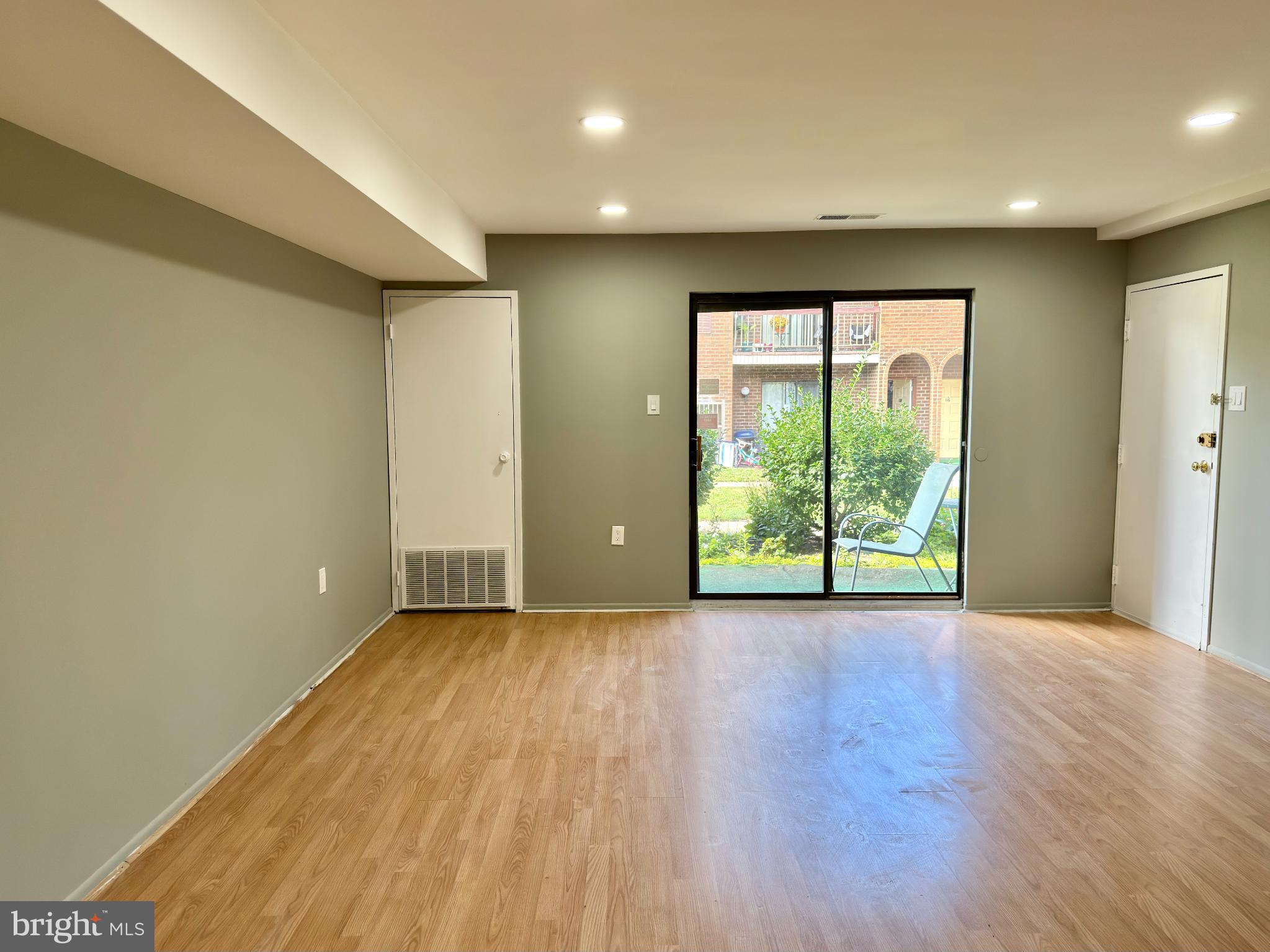 BUSTLETON - Residential Lease