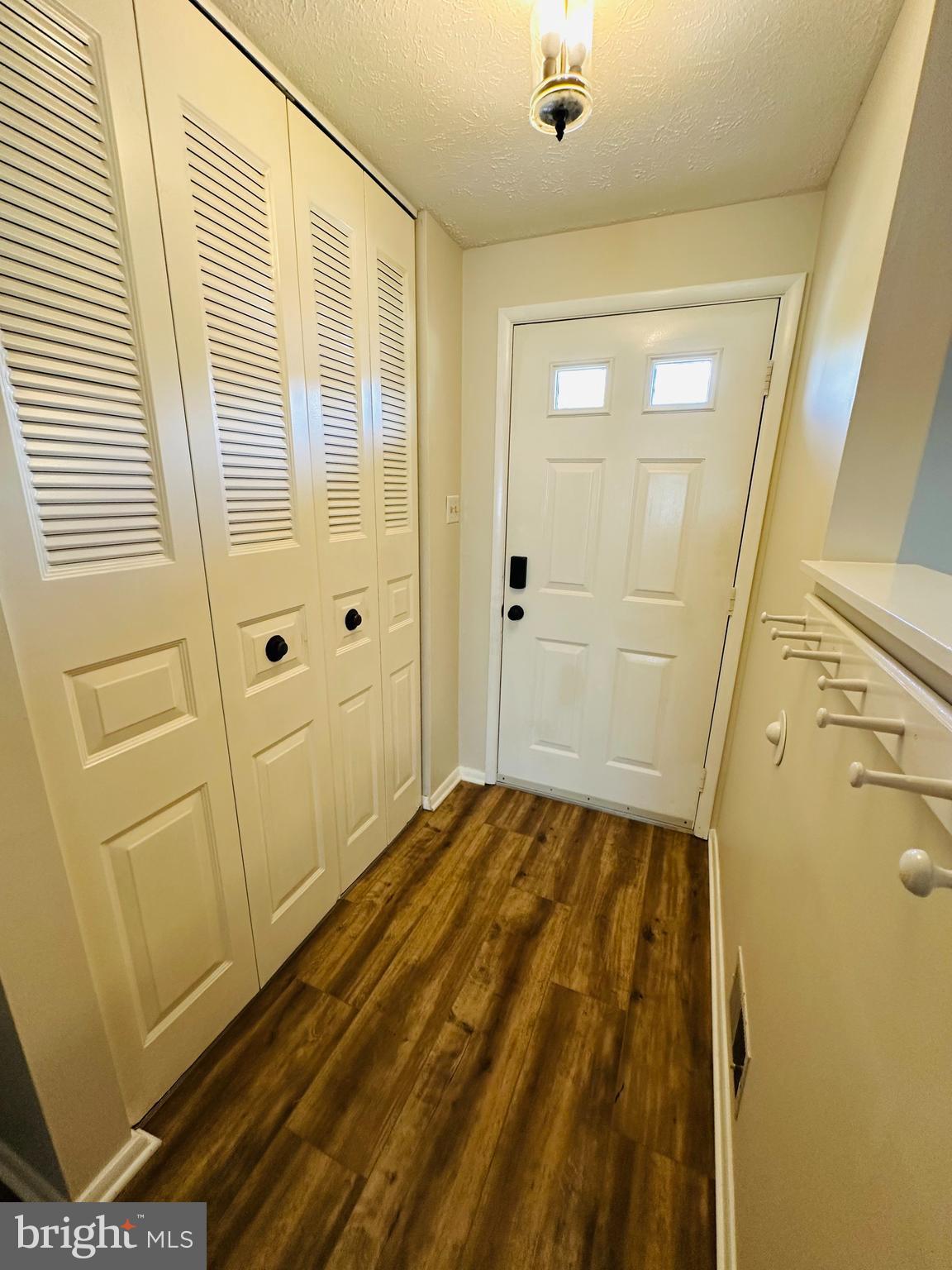 FARMBROOK - Residential Lease