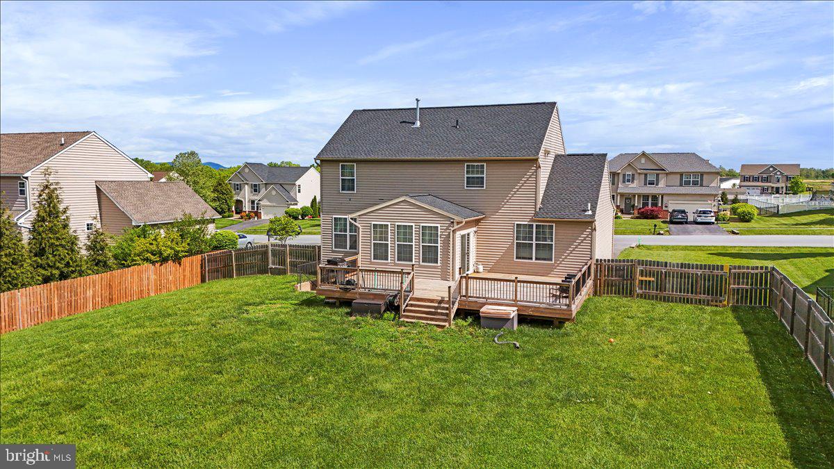 ELMWOOD FARM - Residential