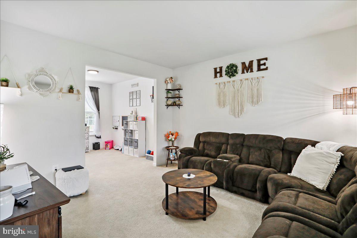 ELMWOOD FARM - Residential