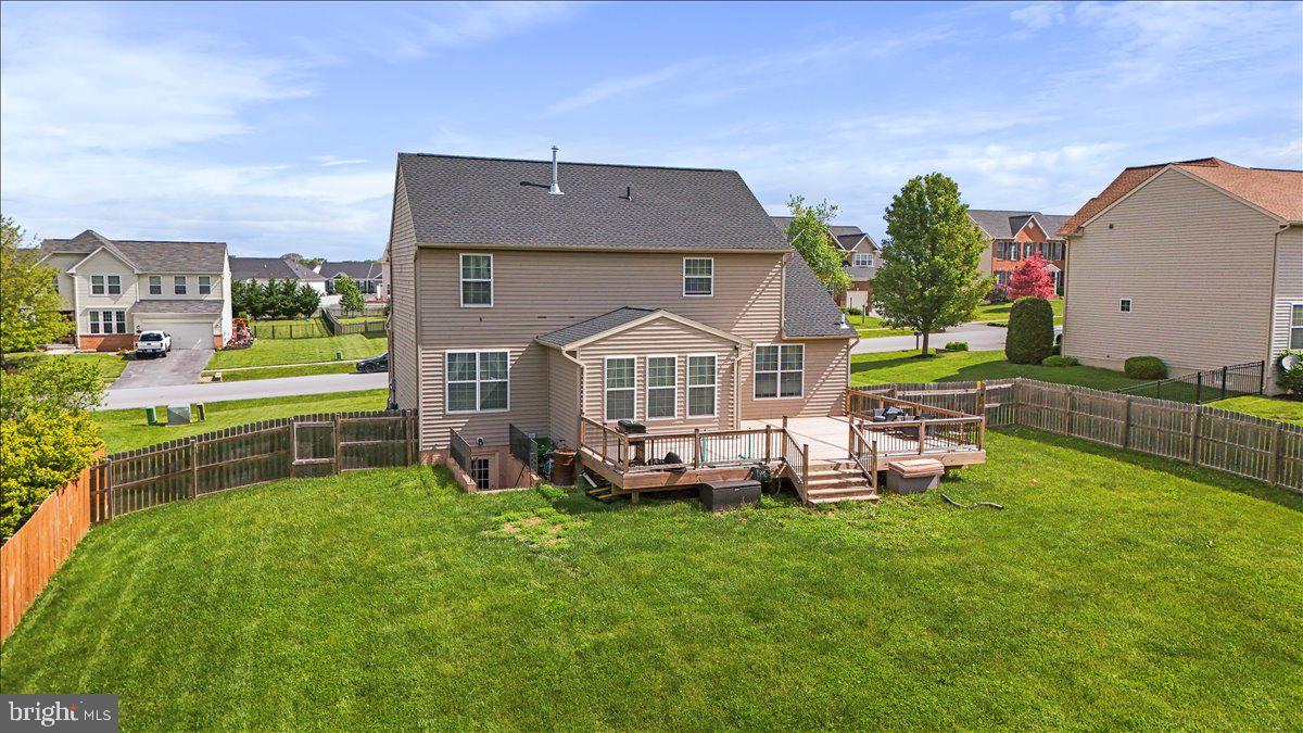 ELMWOOD FARM - Residential