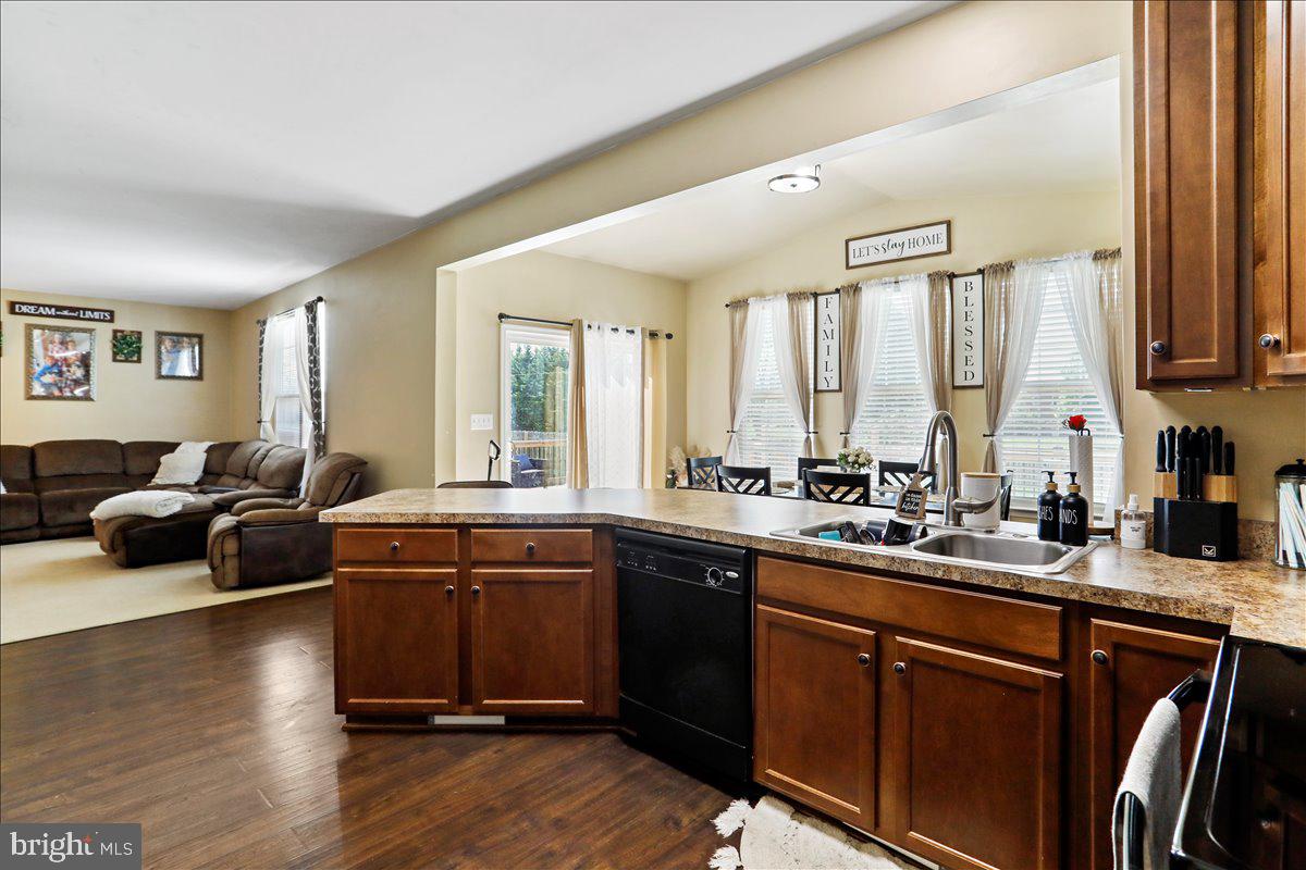 ELMWOOD FARM - Residential