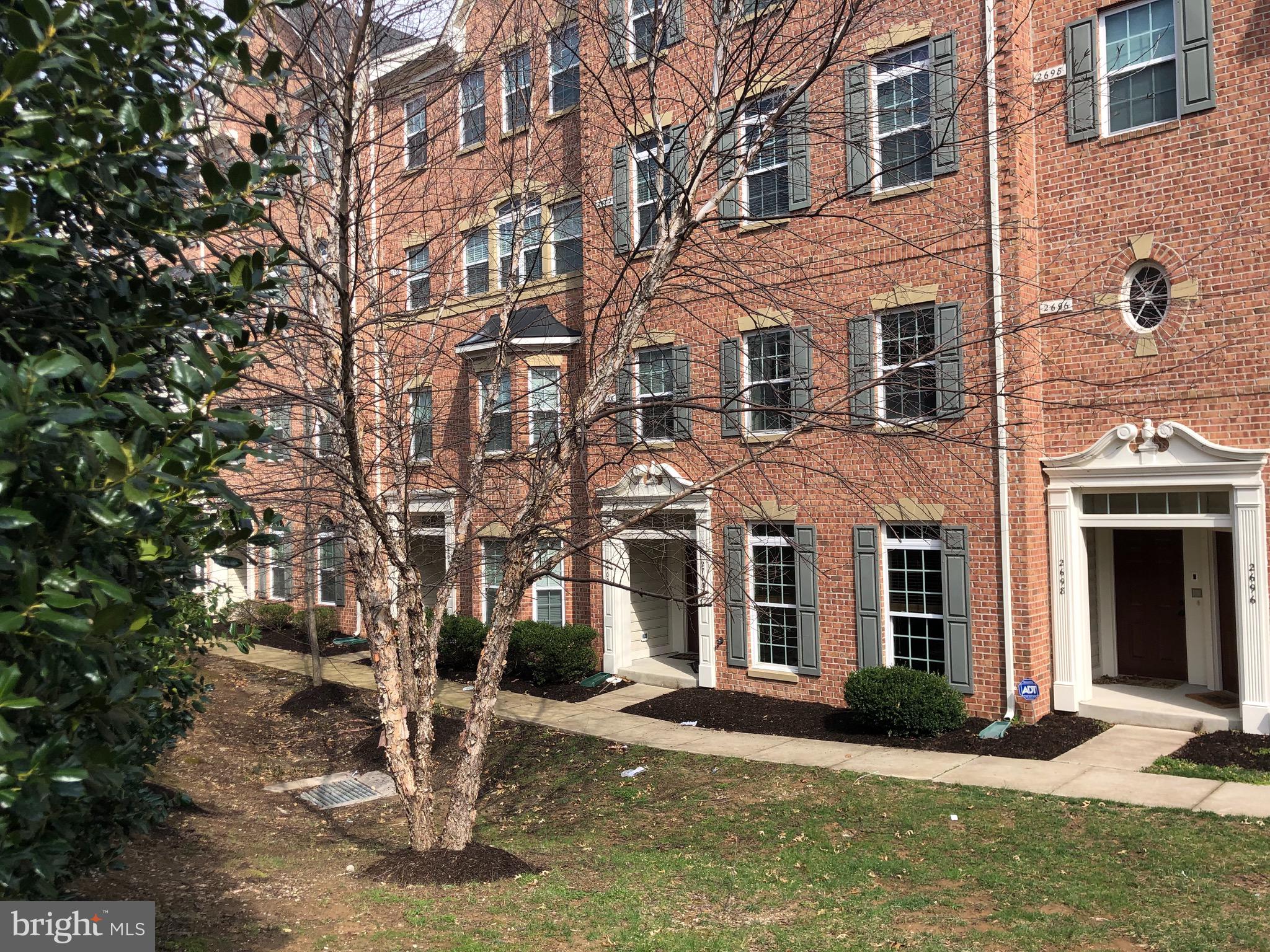 POTOMAC CLUB - Residential