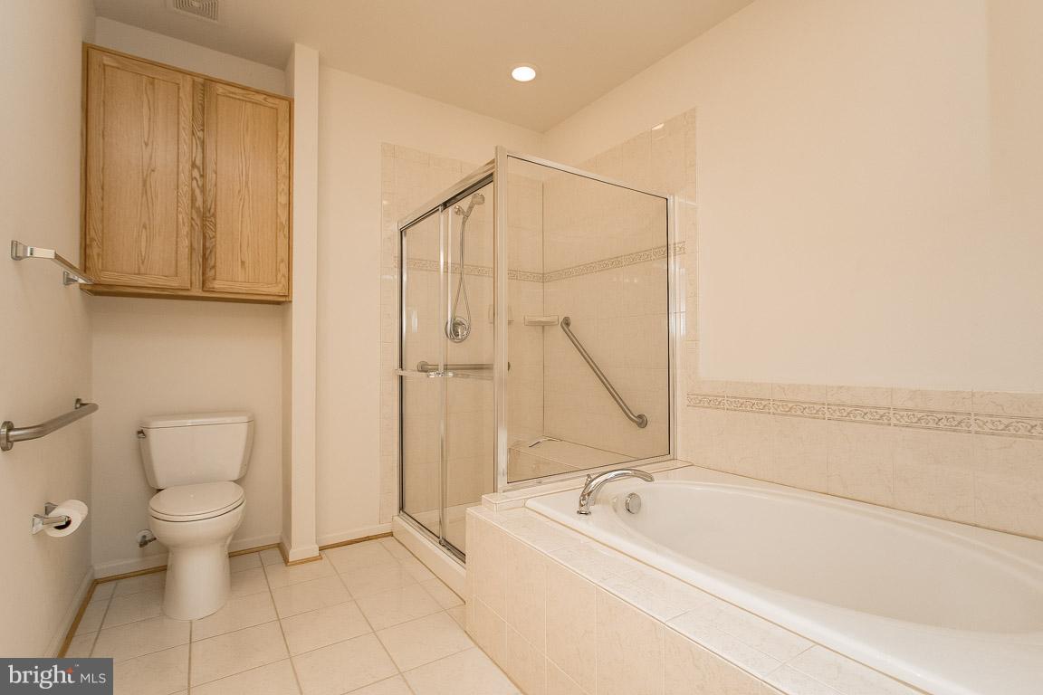 SUFFIELD MEADOWS - Residential