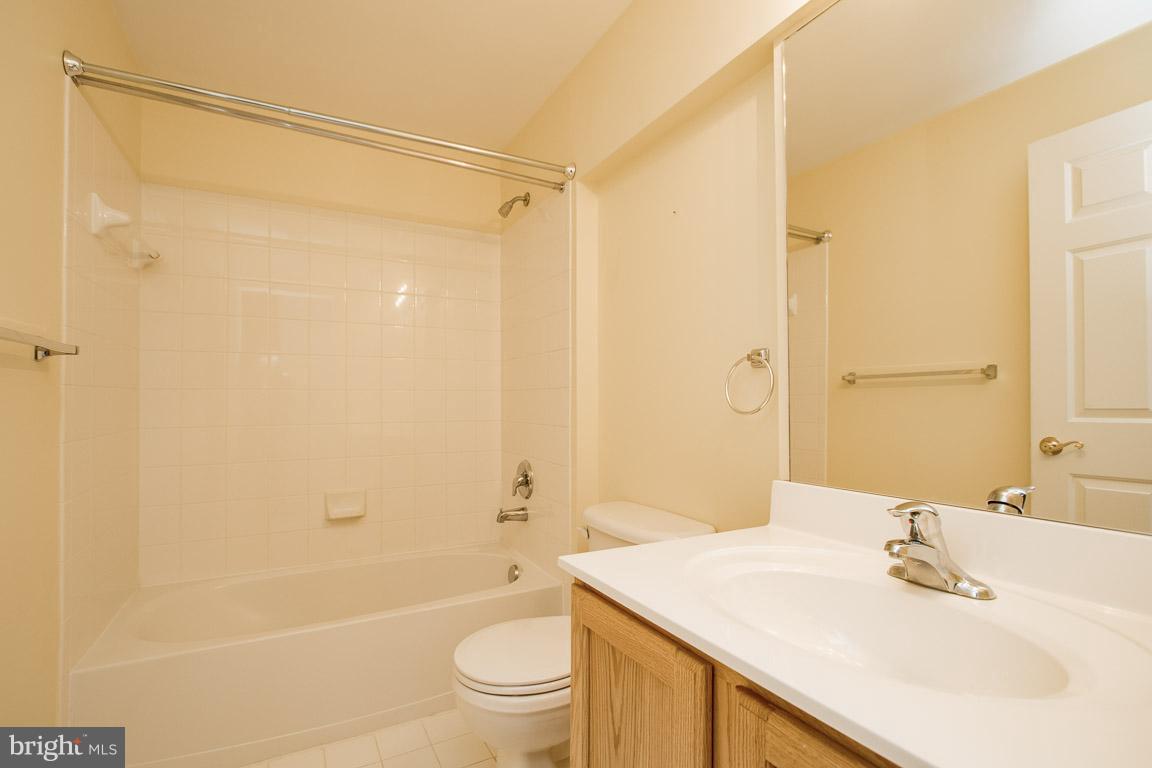 SUFFIELD MEADOWS - Residential