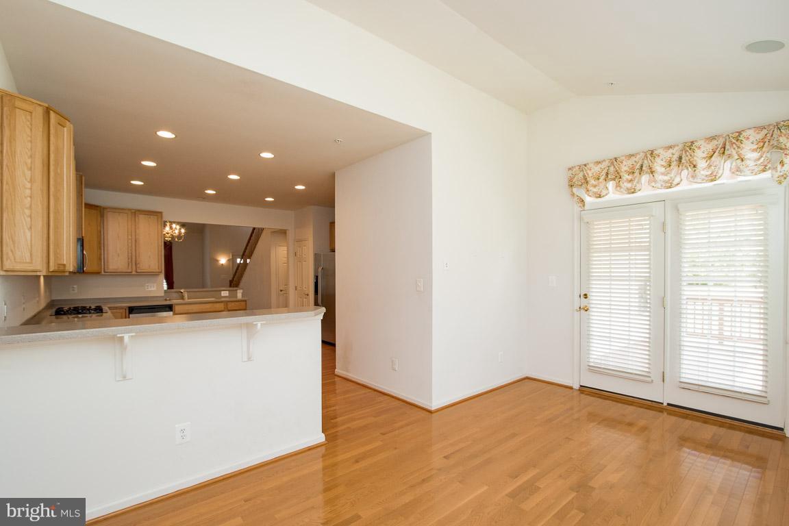 SUFFIELD MEADOWS - Residential