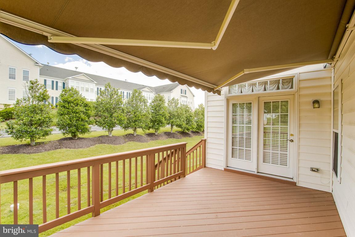 SUFFIELD MEADOWS - Residential