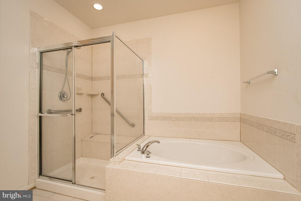 SUFFIELD MEADOWS - Residential