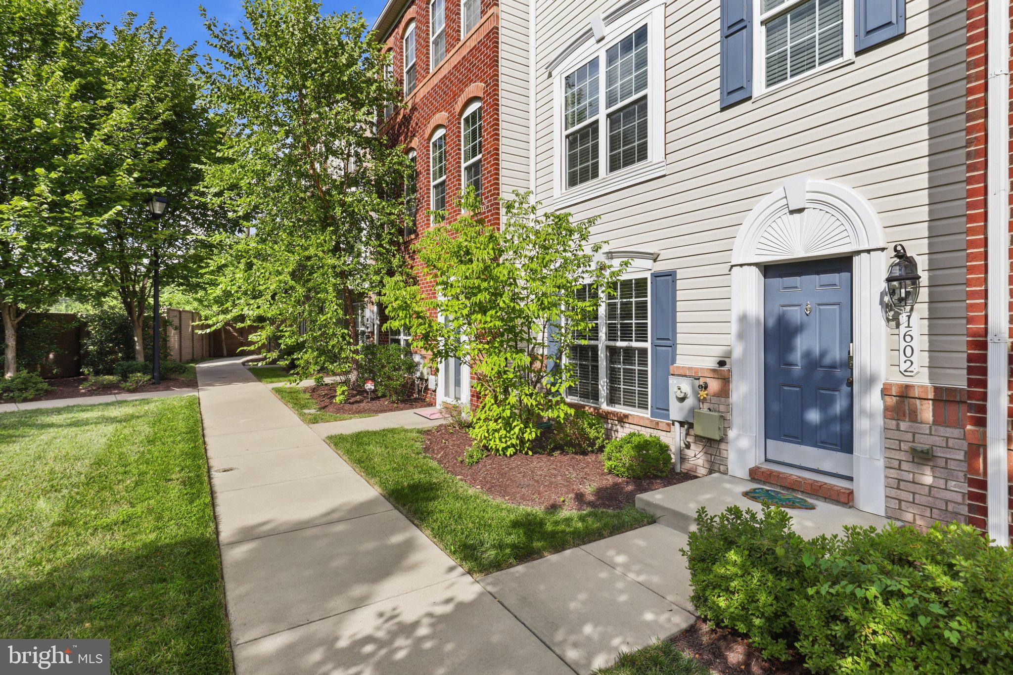 1602 WESBOURNE DRIVE