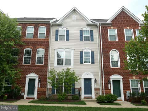 Townhouse For Sale - 1602 Wesbourne Drive<br/> UPPER MARLBORO, MD 20774