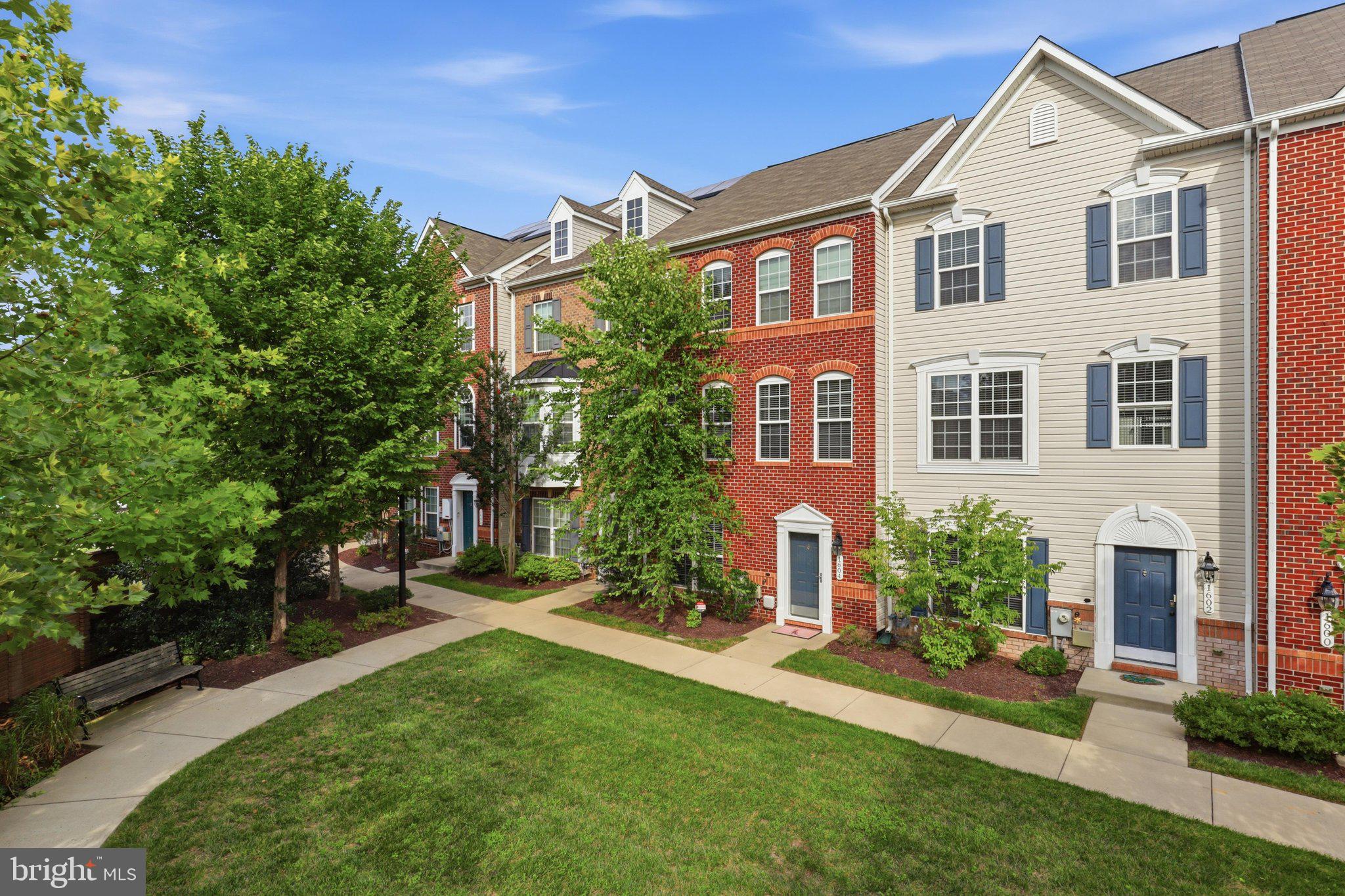 1602 WESBOURNE DRIVE