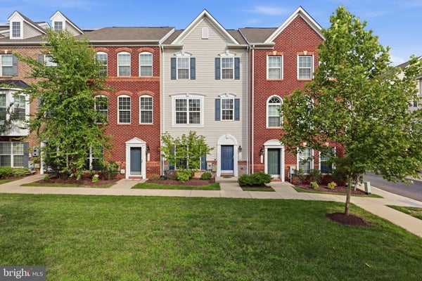 1602 WESBOURNE DR, UPPER MARLBORO, MD 20774 - Image ef526161a4d59ce7ea1b4f29c376ba63/397766870