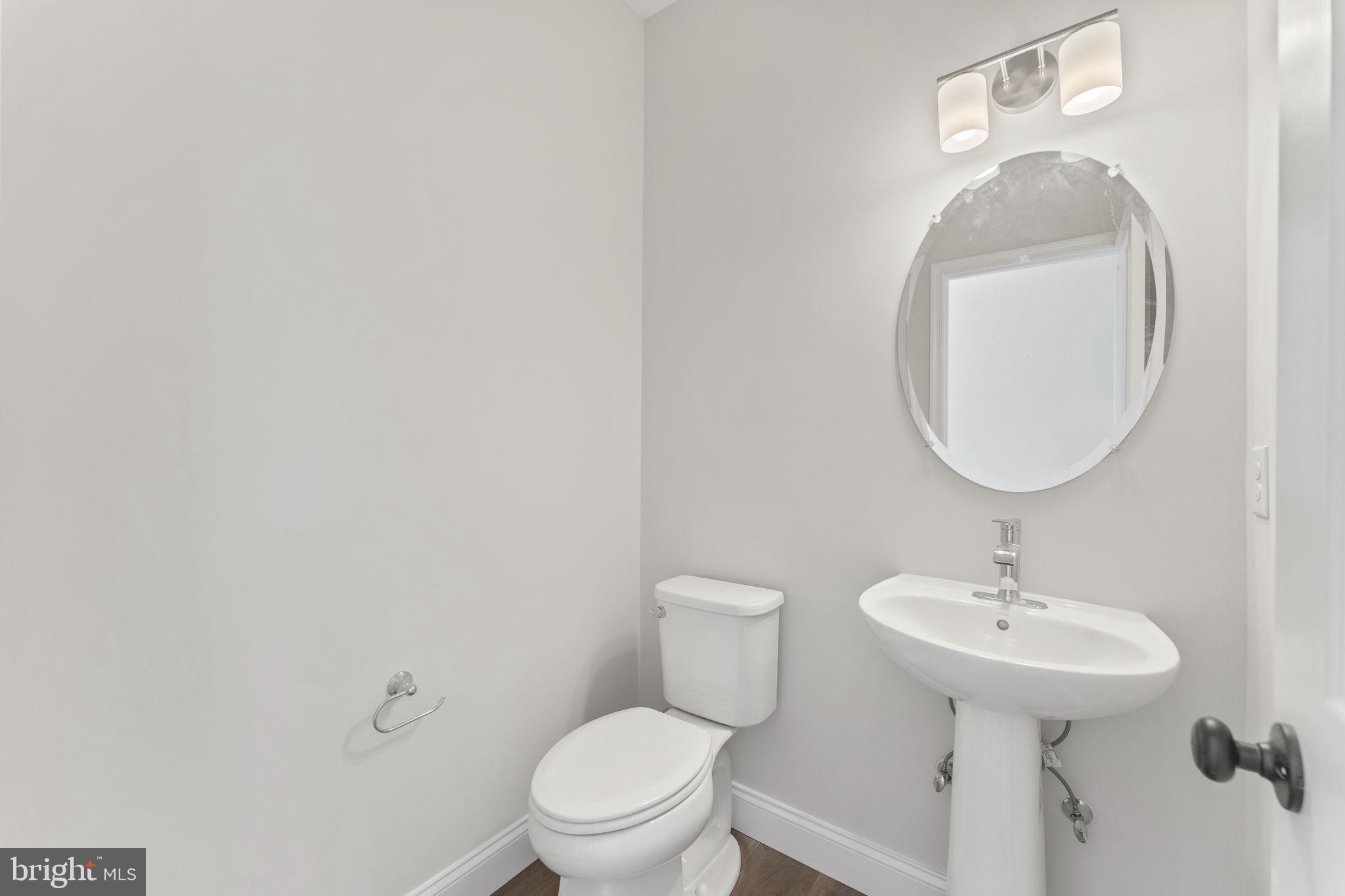 PERRY MILL - Residential