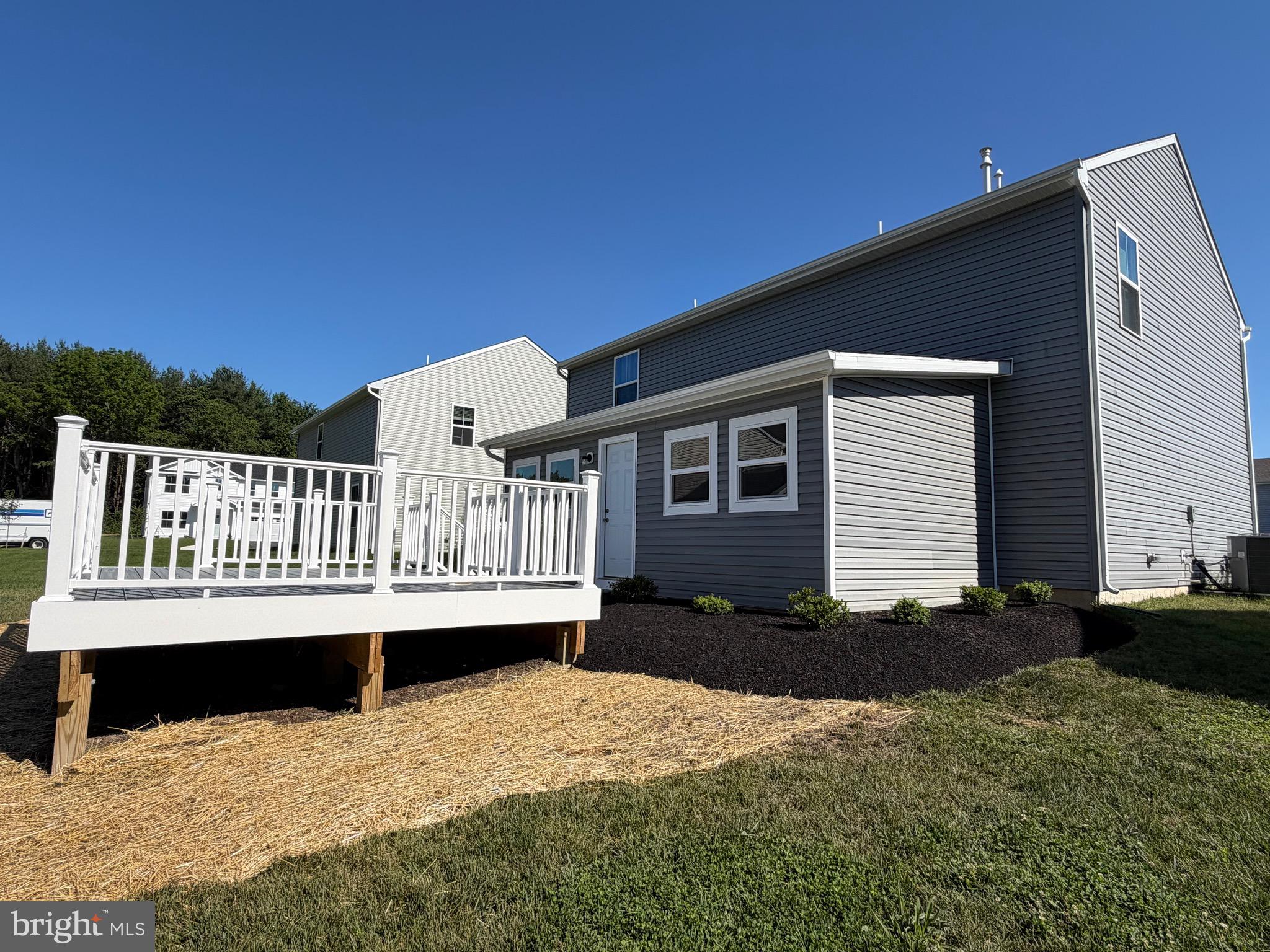 127 GARNET DRIVE