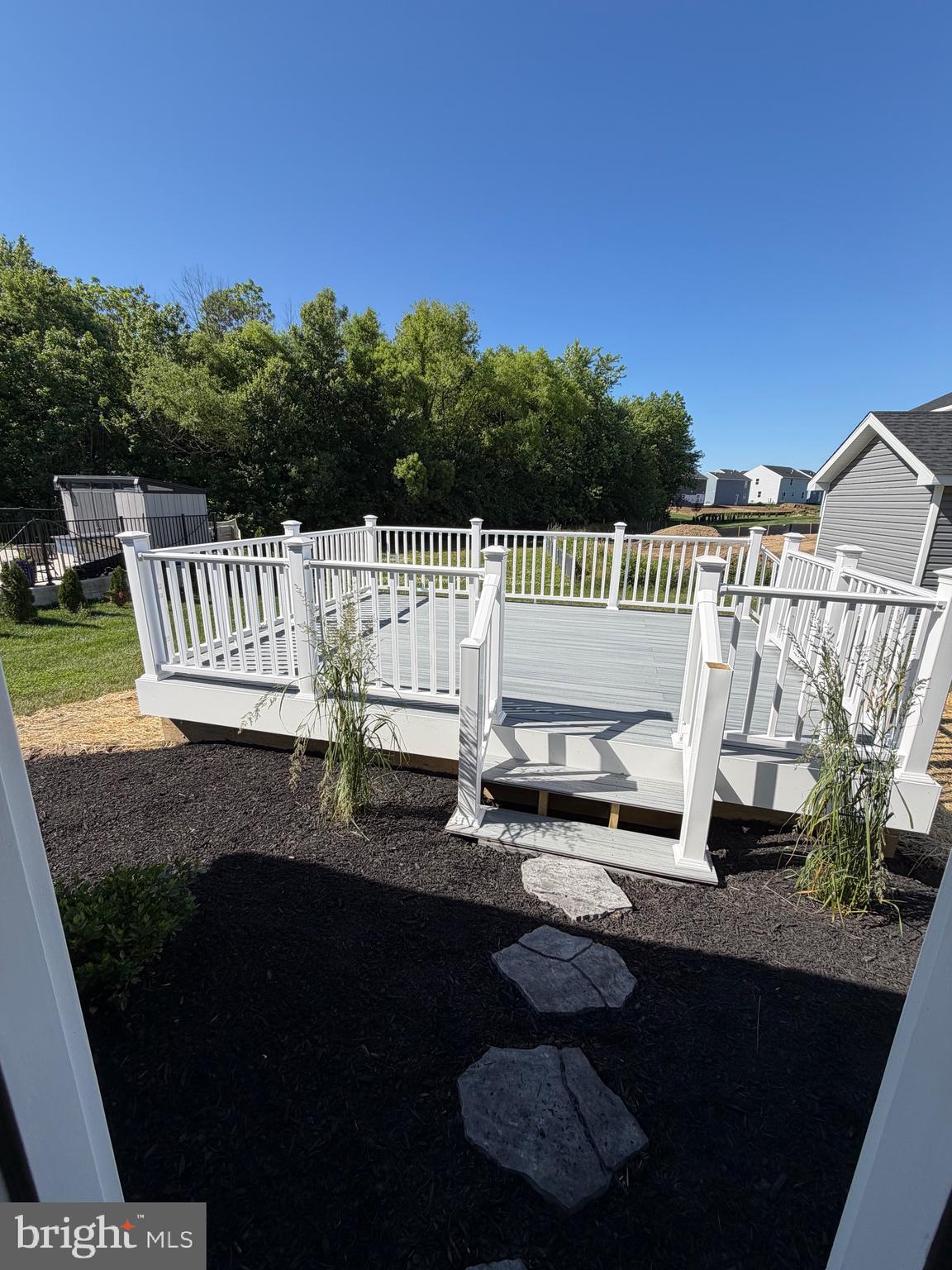 127 GARNET DRIVE