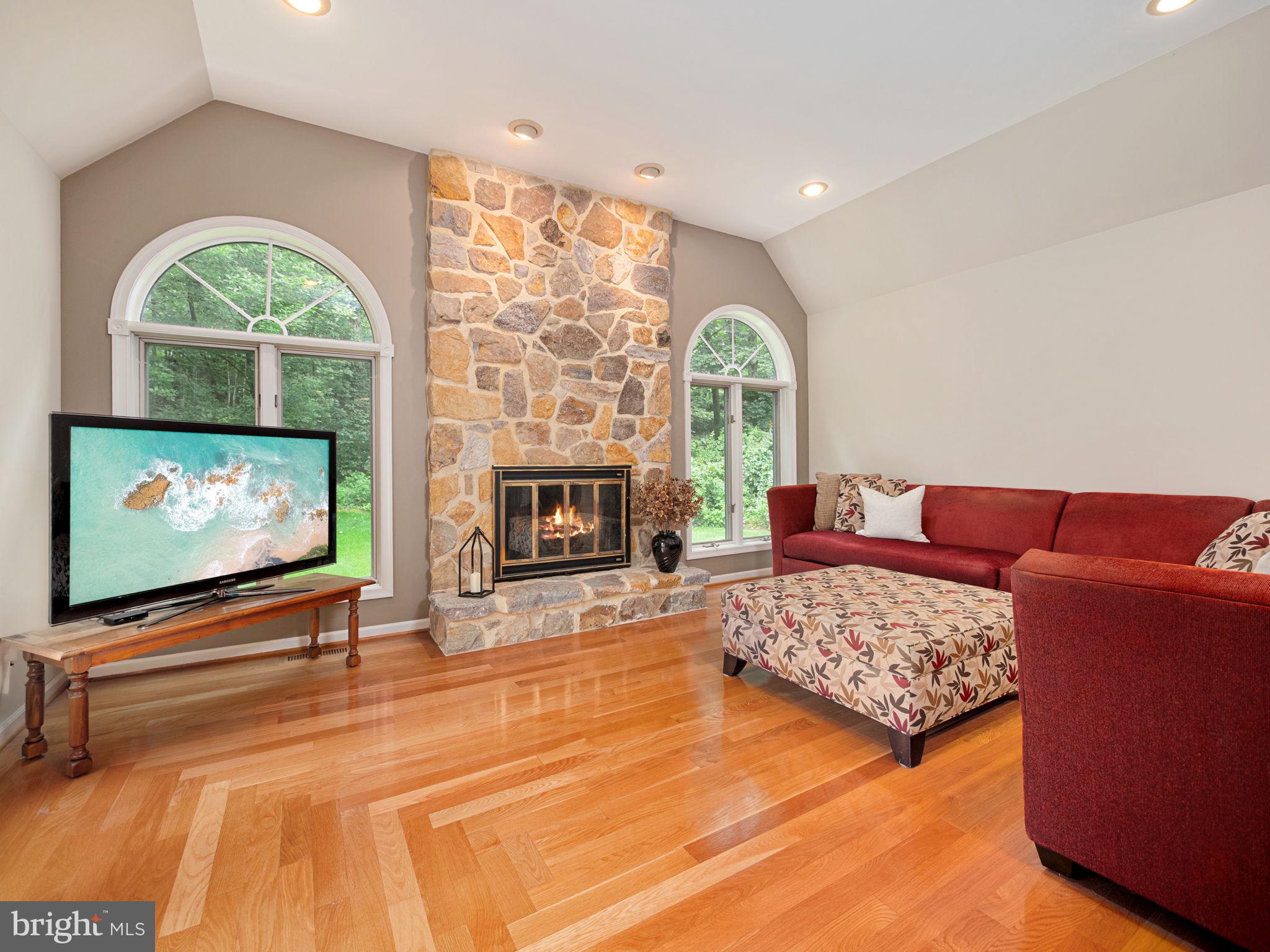 4582 VERA CRUZ ROAD