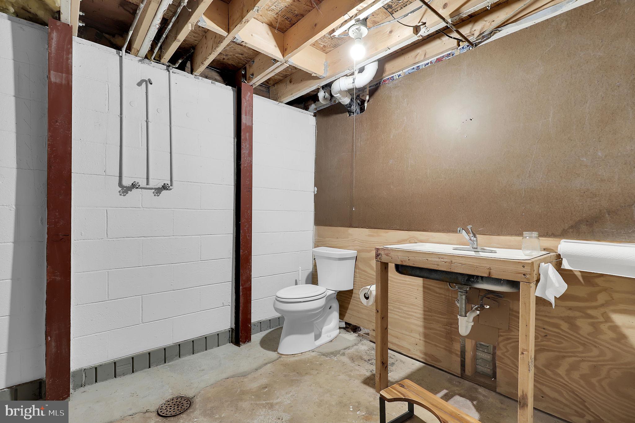 PINE HILL ESTATES - Residential