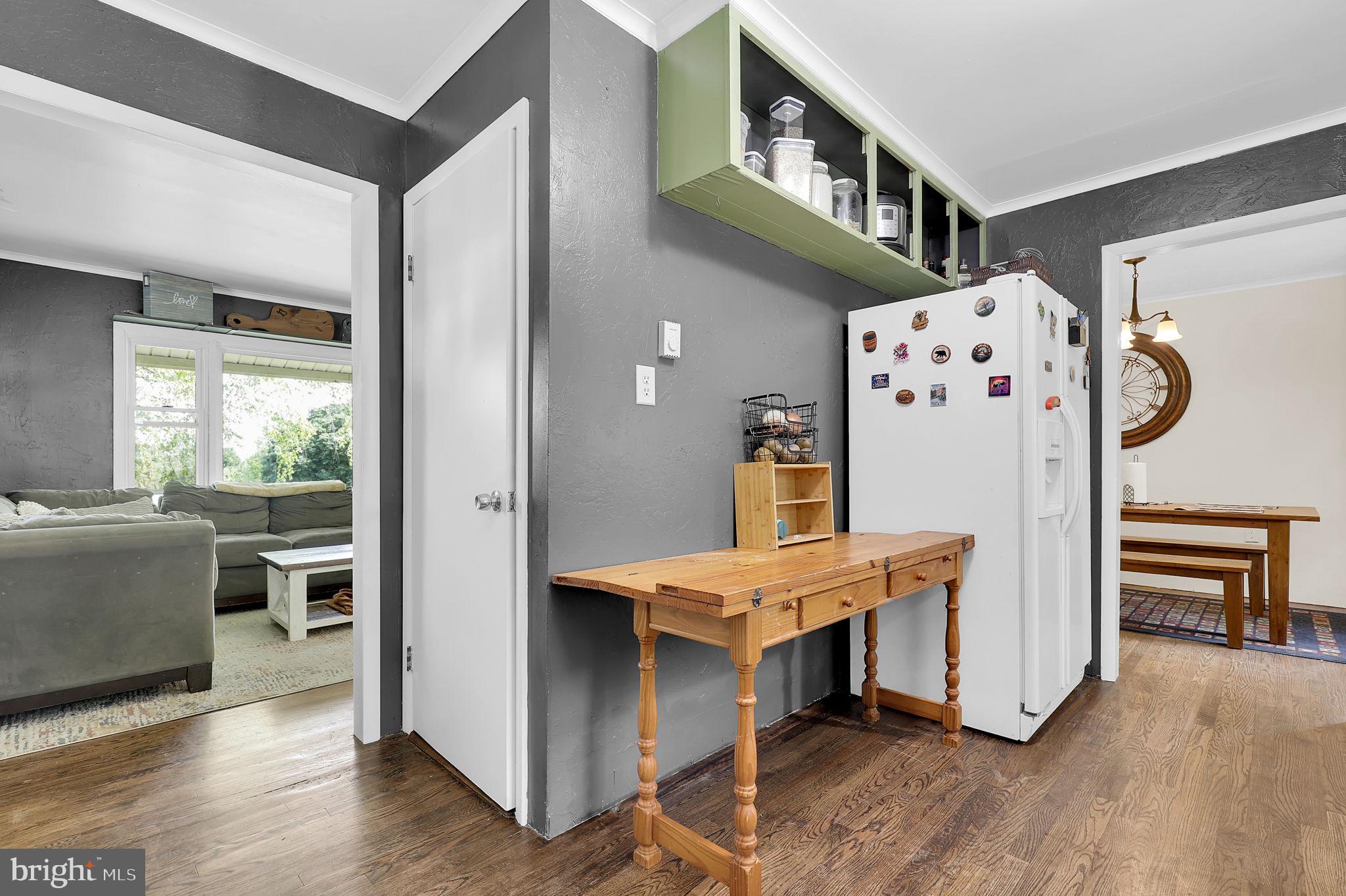 PINE HILL ESTATES - Residential