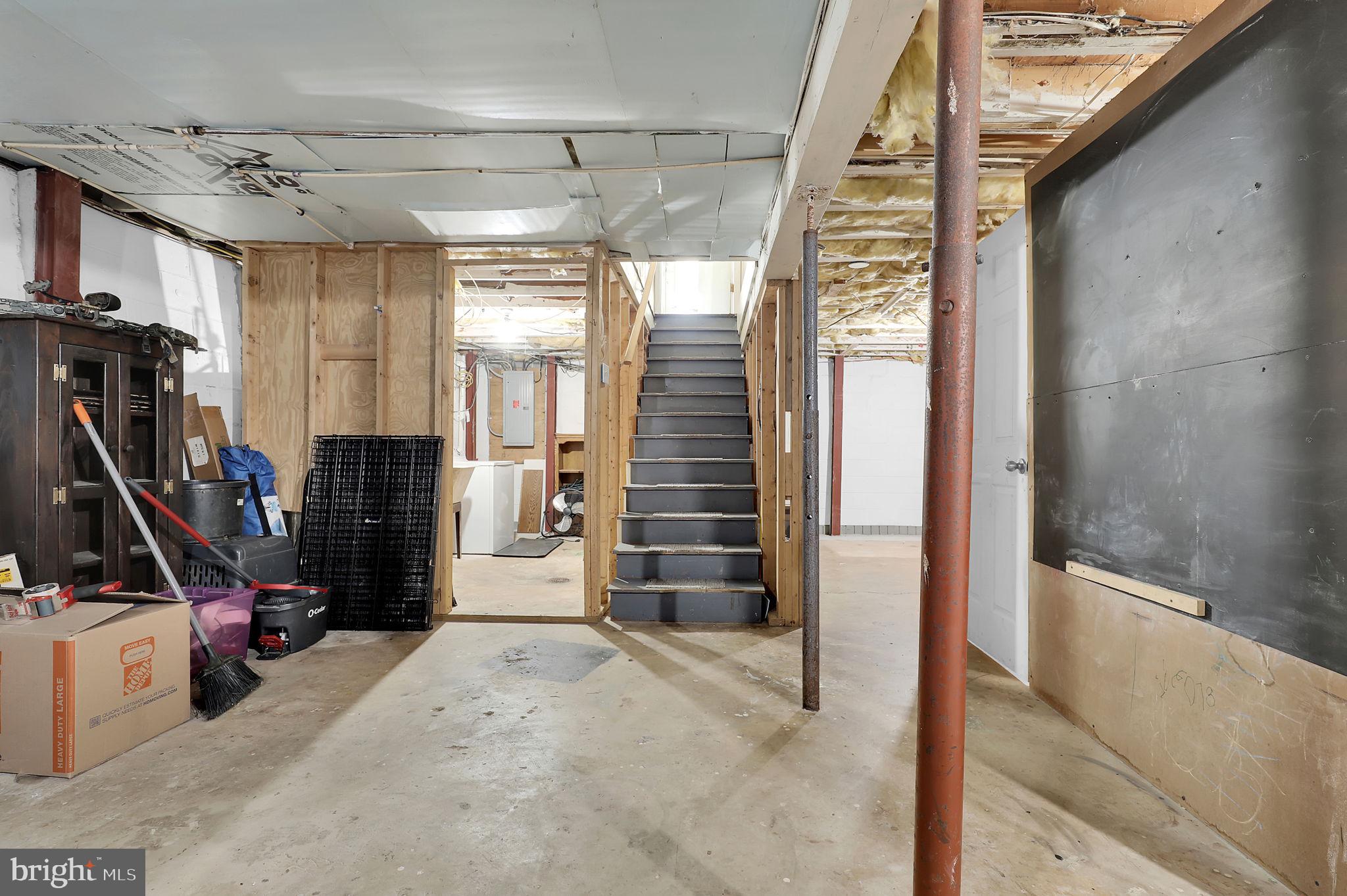 PINE HILL ESTATES - Residential