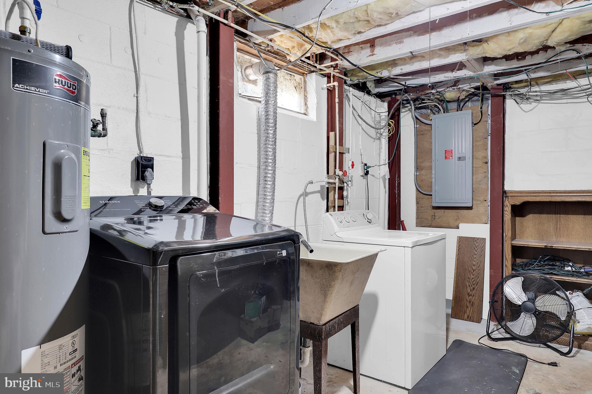 PINE HILL ESTATES - Residential