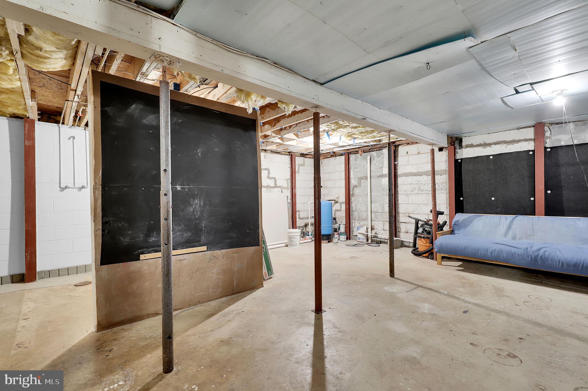 PINE HILL ESTATES - Residential