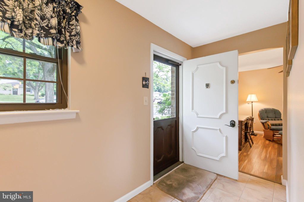 Photo of 409 Valleybrook Drive, Lancaster, PA 17601 (MLS # PALA2054332)