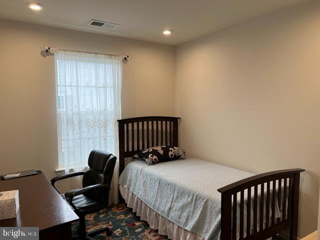 ANDALE GREEN - Residential Lease