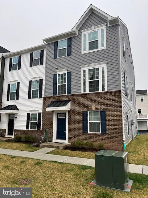 ANDALE GREEN - Residential Lease