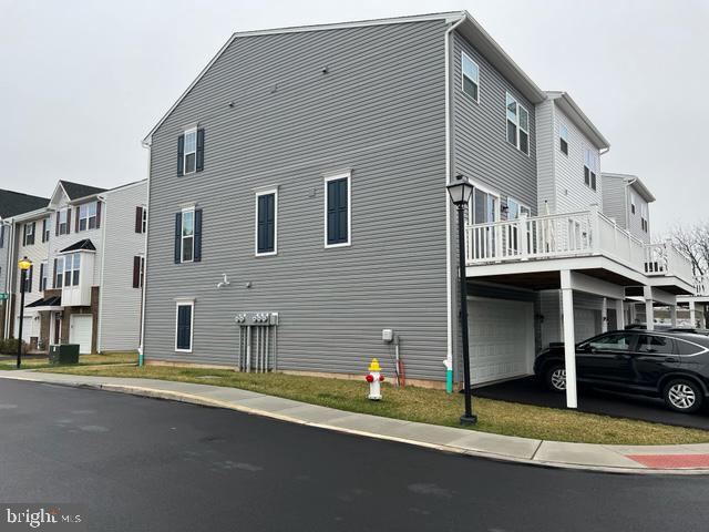 ANDALE GREEN - Residential Lease