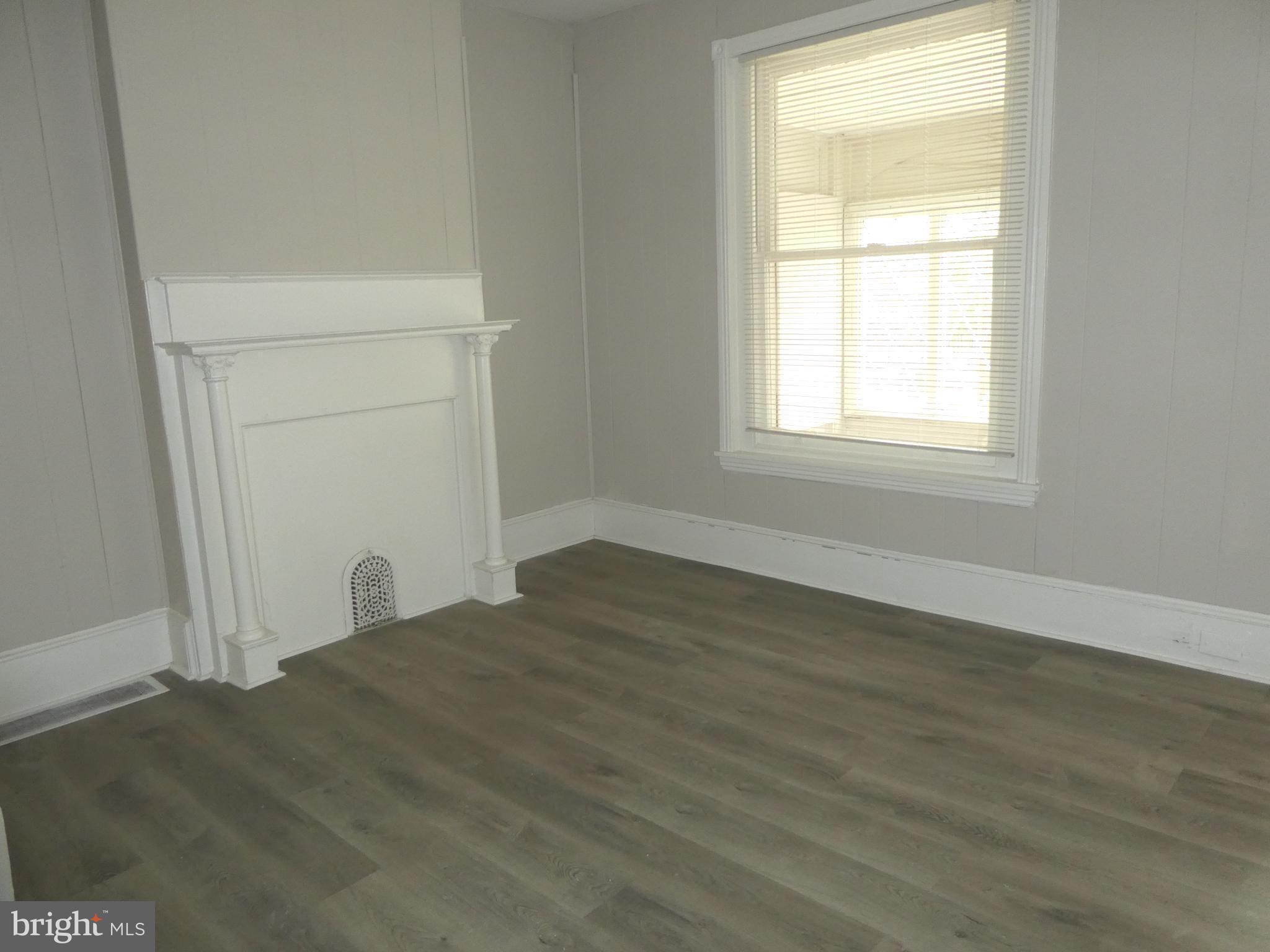 COBBS CREEK - Residential