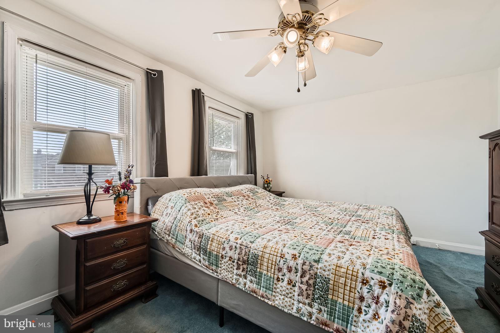 GRAY MANOR - Residential