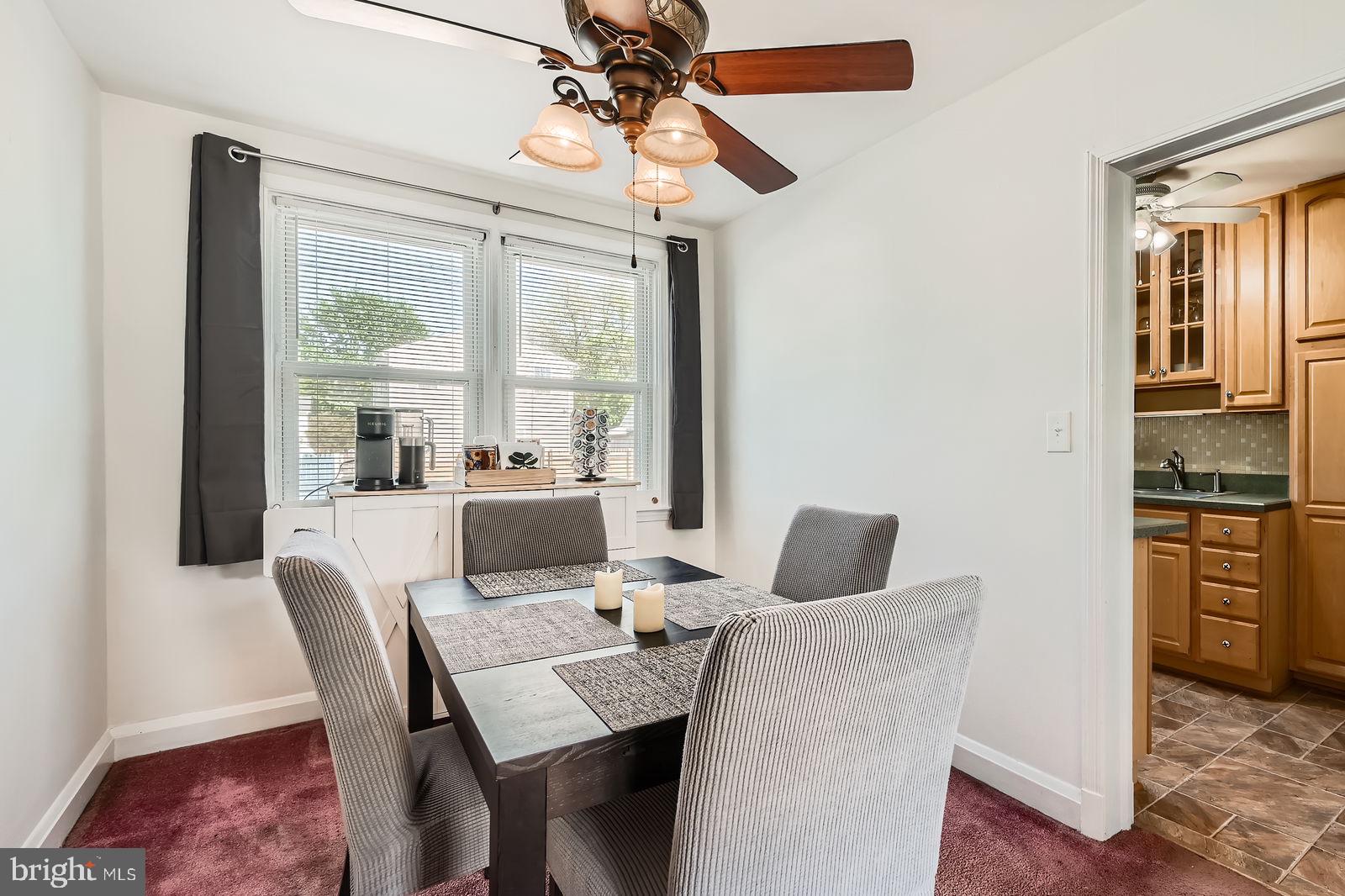 GRAY MANOR - Residential