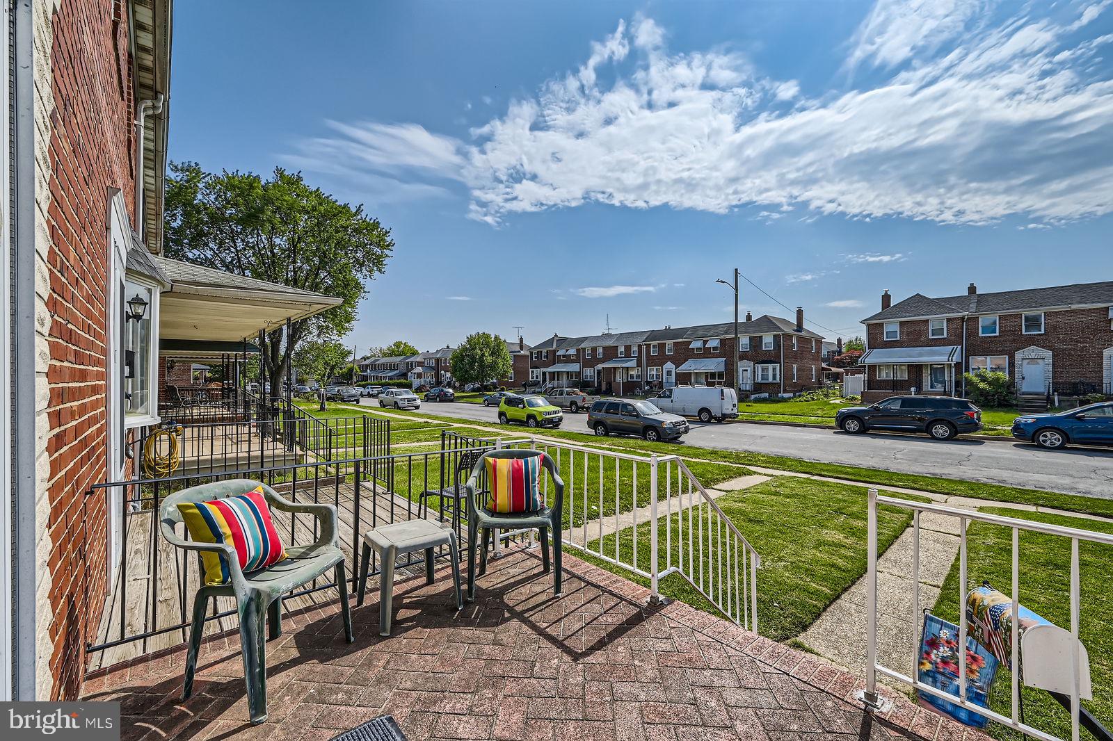 GRAY MANOR - Residential