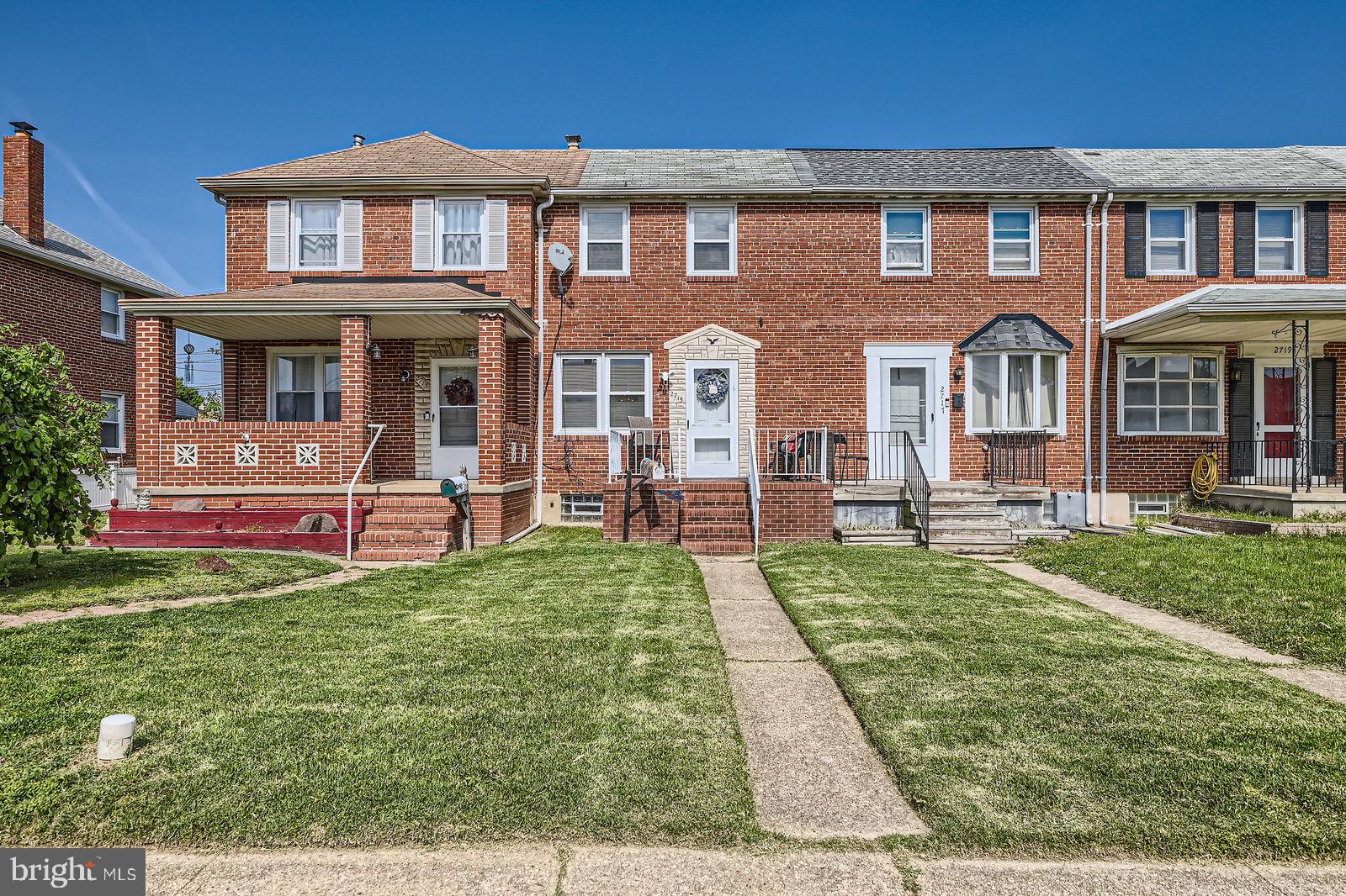 GRAY MANOR - Residential