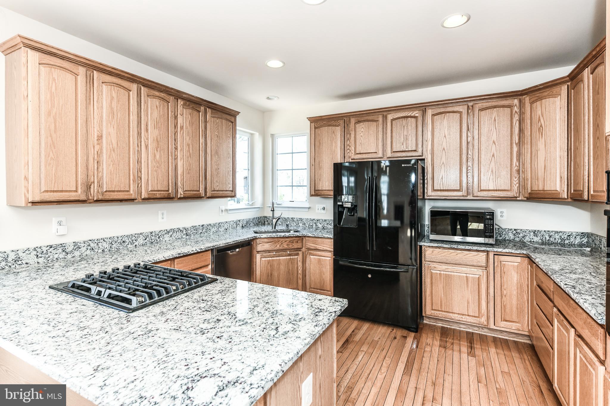 PRESIDENTS COURT - Residential Lease