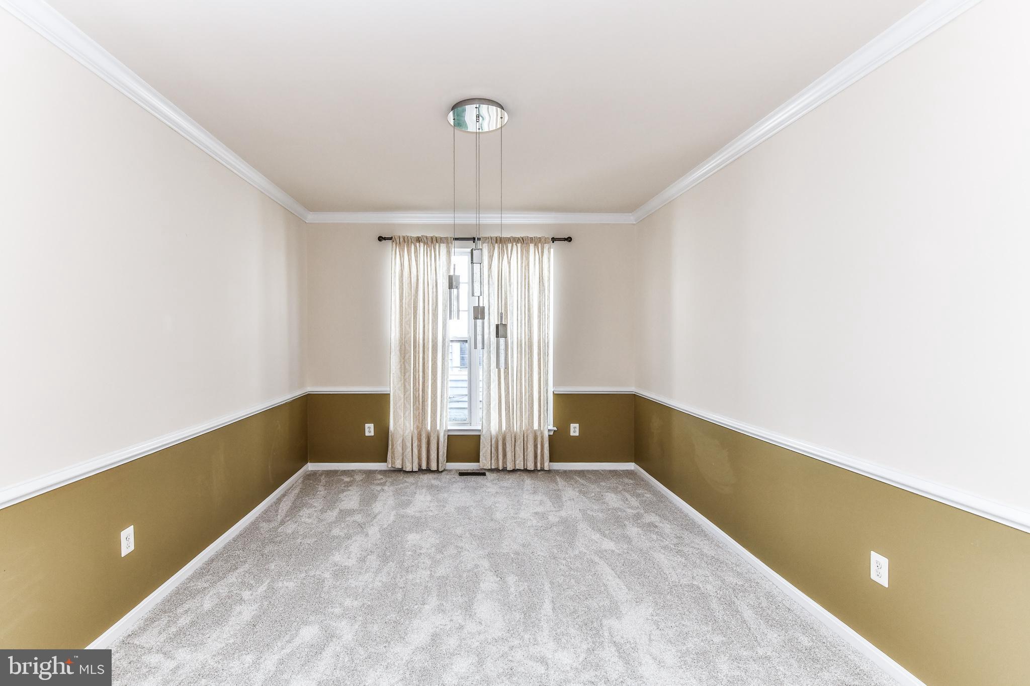 PRESIDENTS COURT - Residential Lease