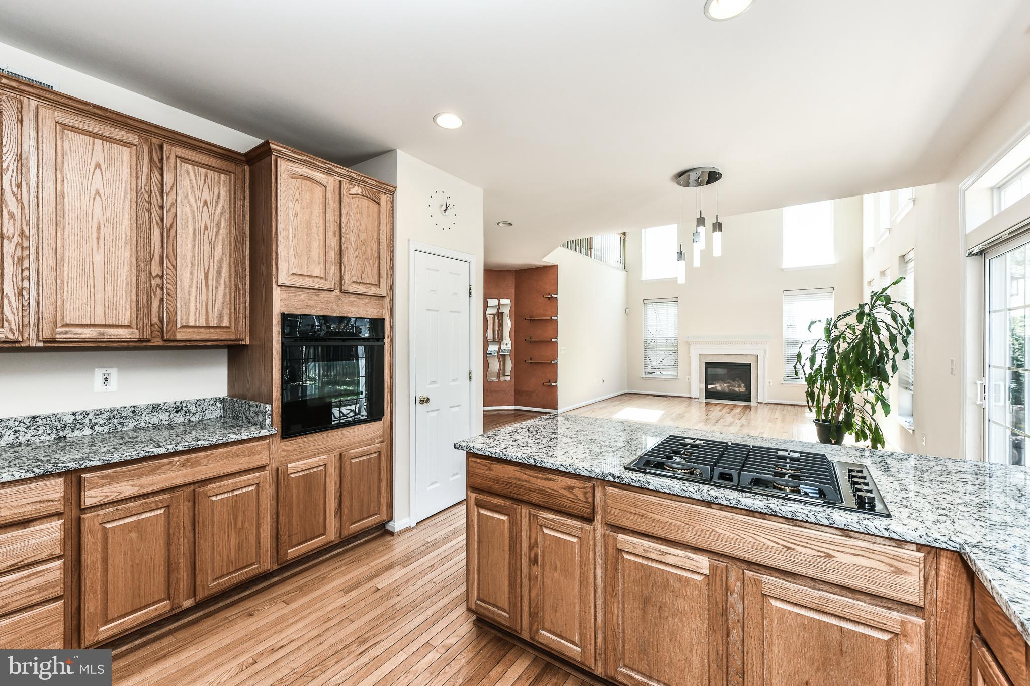 PRESIDENTS COURT - Residential Lease