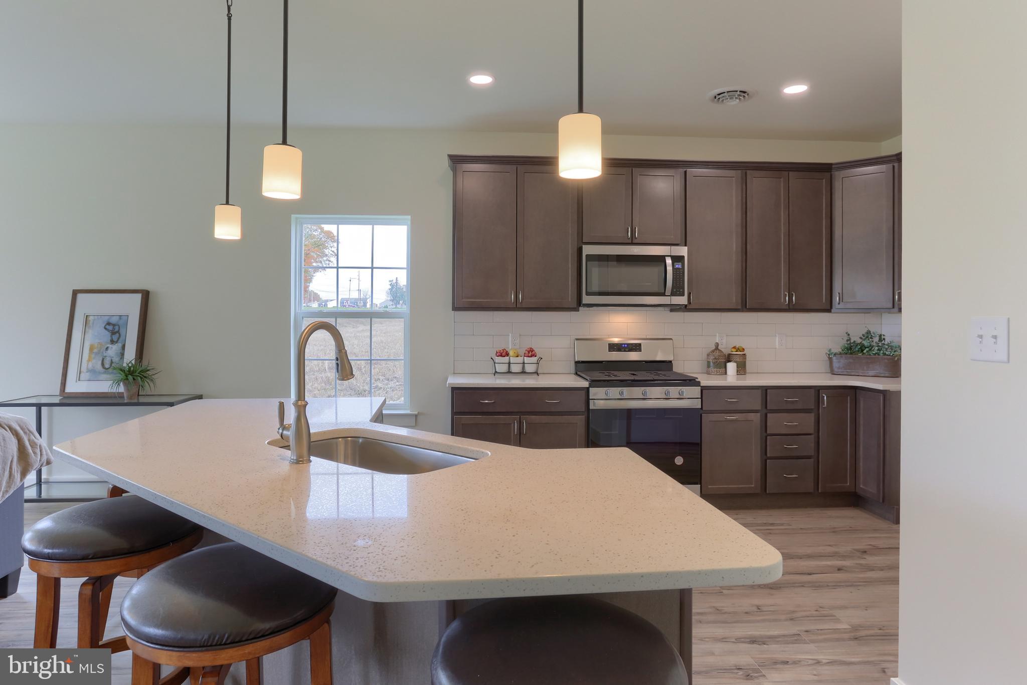 MEADOW LANE FARMS - Residential