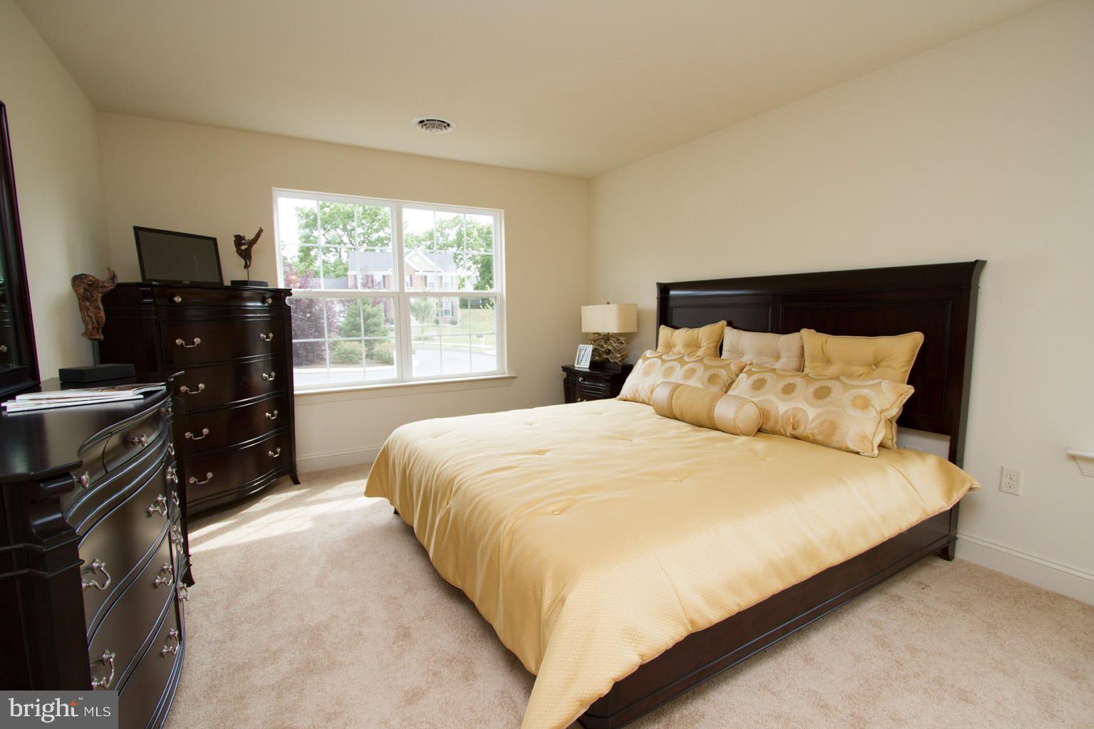 MEADOW LANE FARMS - Residential