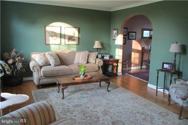 HARMONY HILLS - Residential Lease